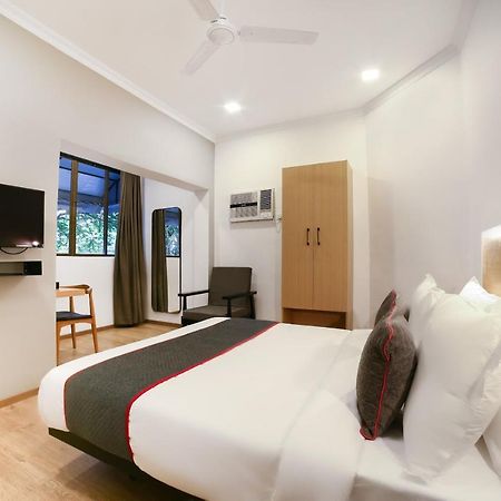 Fabexpress Highway Residency Hotel Mumbai  Buitenkant foto