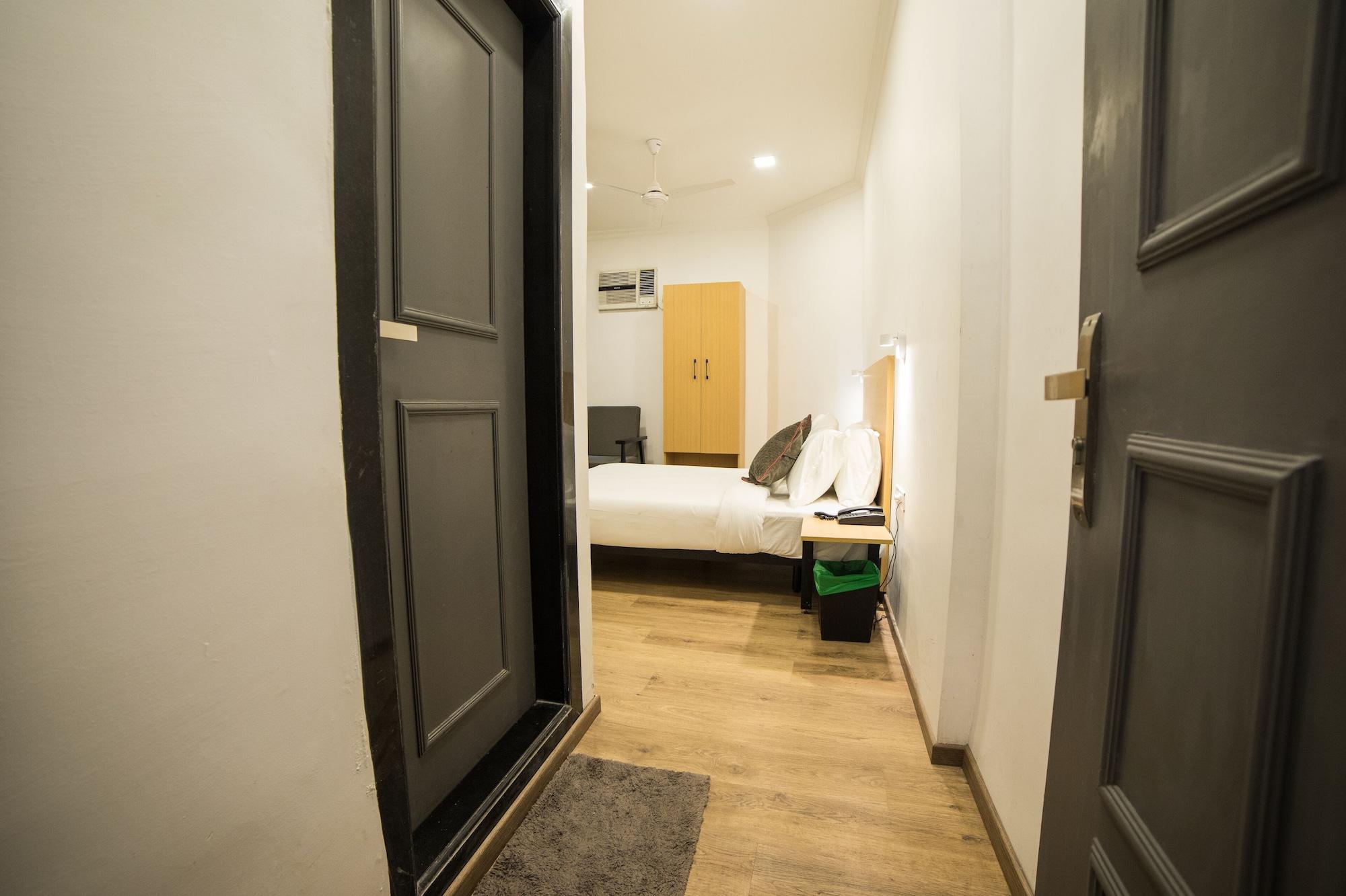 Fabexpress Highway Residency Hotel Mumbai  Buitenkant foto