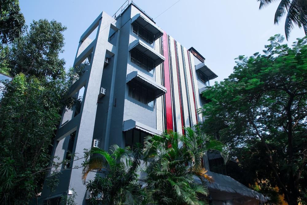 Fabexpress Highway Residency Hotel Mumbai  Buitenkant foto
