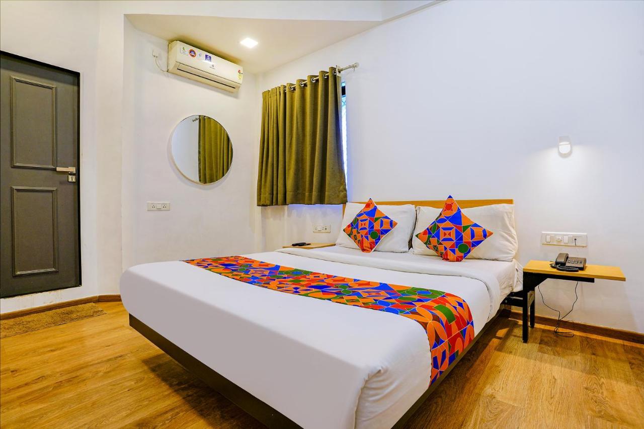 Fabexpress Highway Residency Hotel Mumbai  Buitenkant foto