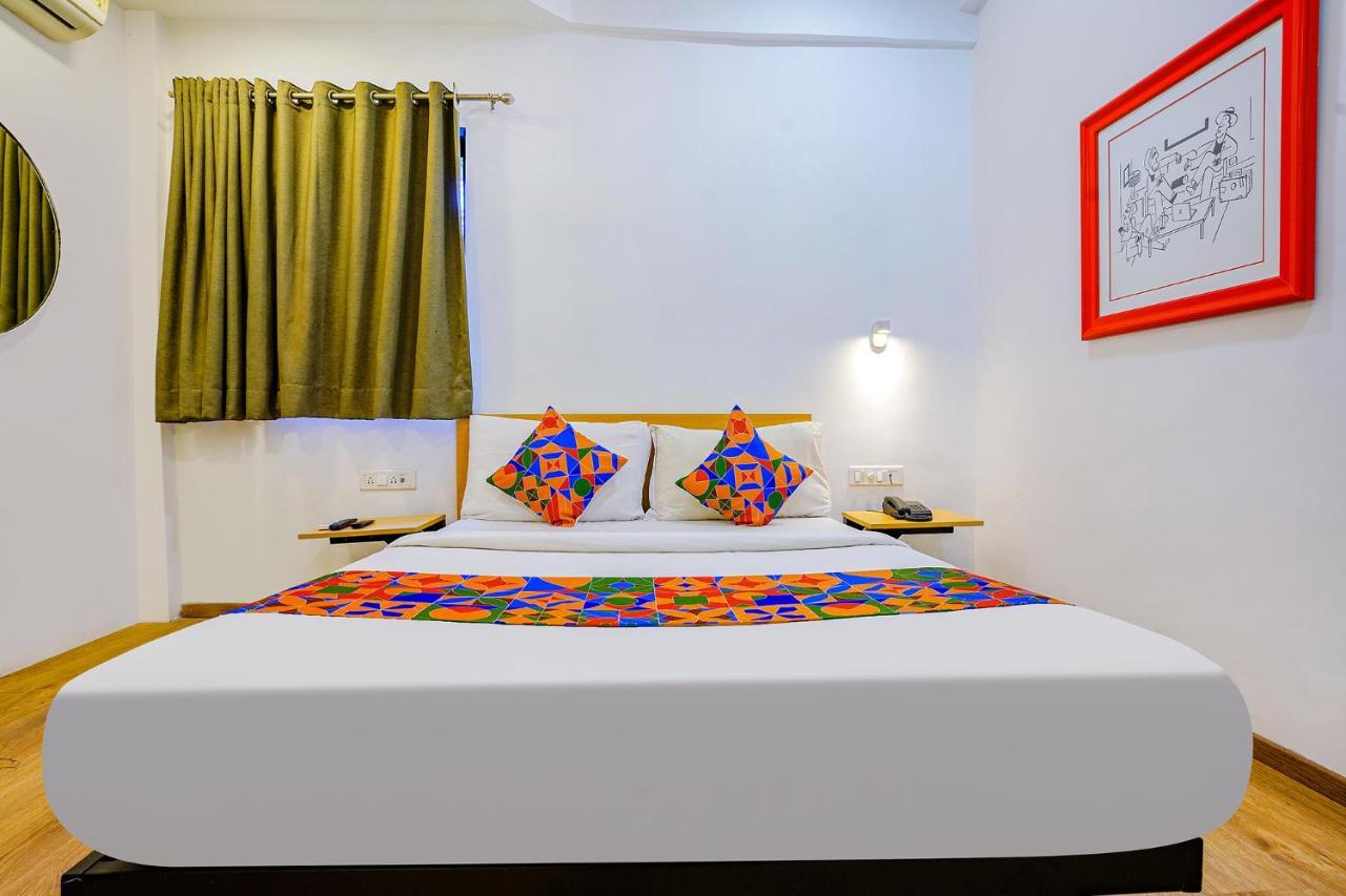 Fabexpress Highway Residency Hotel Mumbai  Buitenkant foto