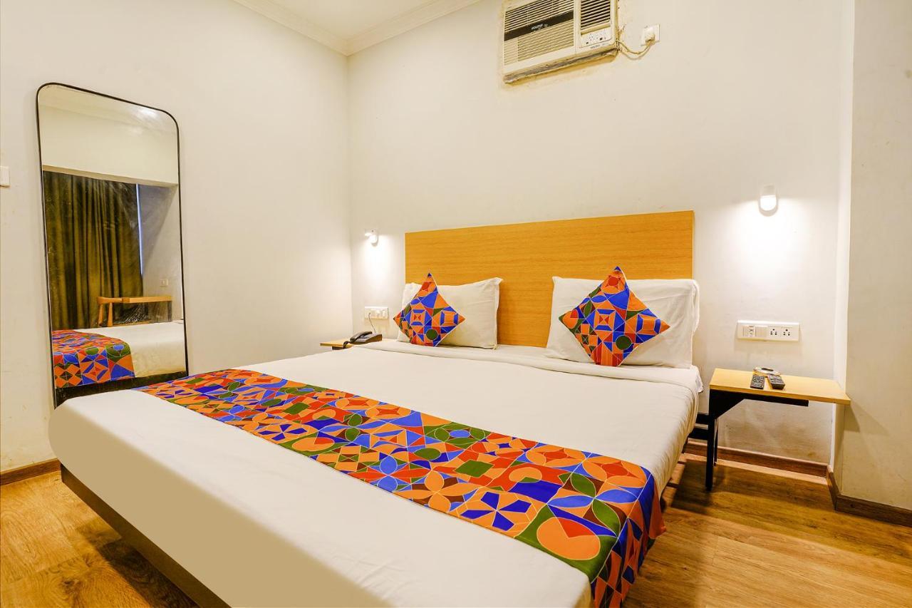 Fabexpress Highway Residency Hotel Mumbai  Buitenkant foto