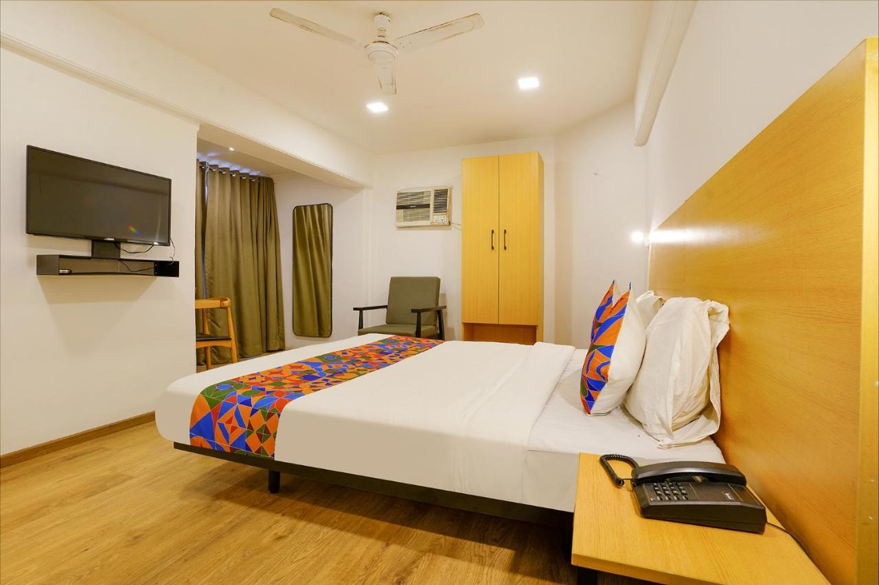 Fabexpress Highway Residency Hotel Mumbai  Buitenkant foto