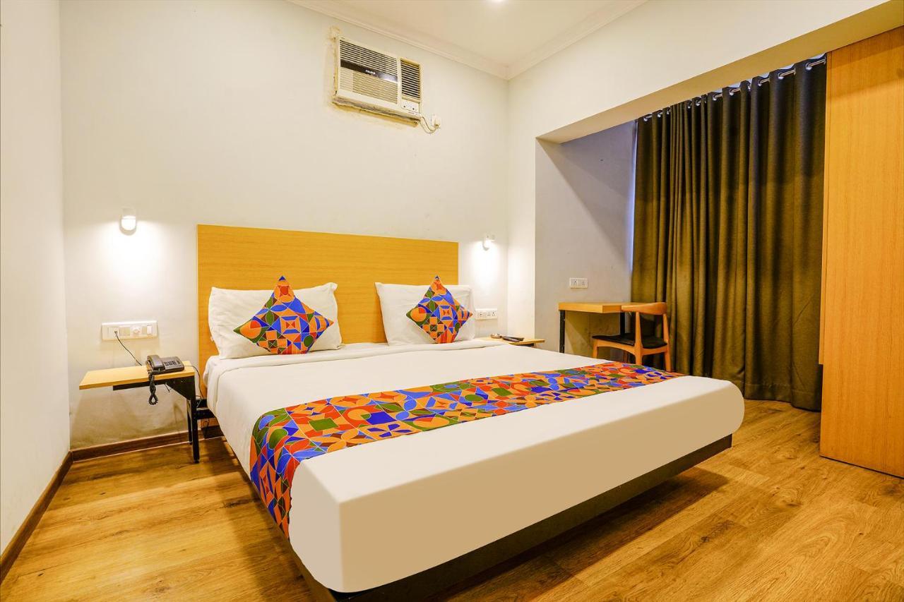 Fabexpress Highway Residency Hotel Mumbai  Buitenkant foto