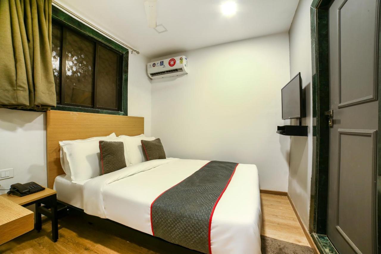 Fabexpress Highway Residency Hotel Mumbai  Buitenkant foto